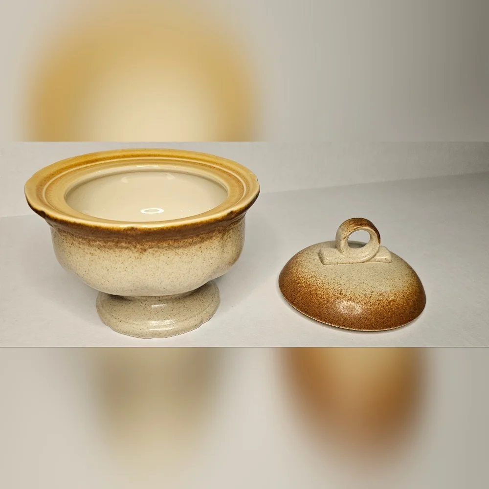 Sugar Bowl & Lid Vintage 1981 Whole Wheat by MIKASA: [E8000]